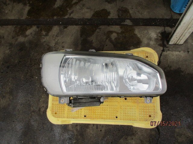 日産 UD クオン ヘッドライト HID ヘッドランプ 右 左 KOITO 100-25740
