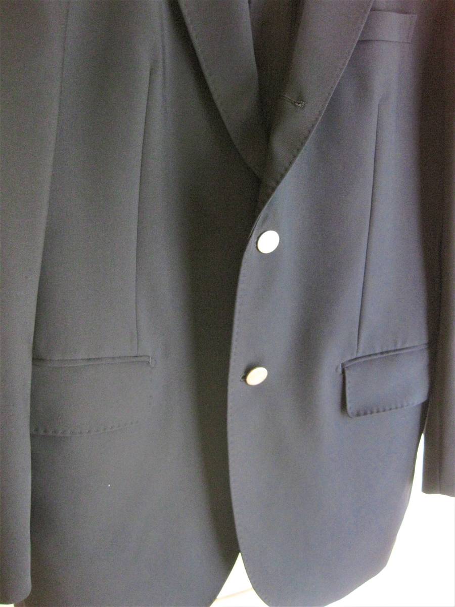 ユニクロ メンズ ブレザー Xl テーラード 礼服 フォーマル 紺ブレ ネイビー シルバーボタン シングル スーツ ジャケット Xlサイズ以上 売買されたオークション情報 Yahooの商品情報をアーカイブ公開 オークファン Aucfan Com