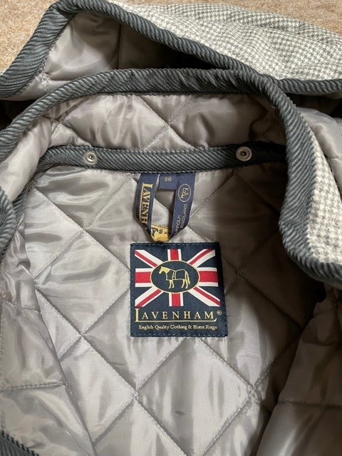 ■美品LAVENHAMビジネスコート ラベンハム LAVENHAM キルティングコート La お洒落ビジネスマンに贈るアウターの永久欠番！！ 黒い