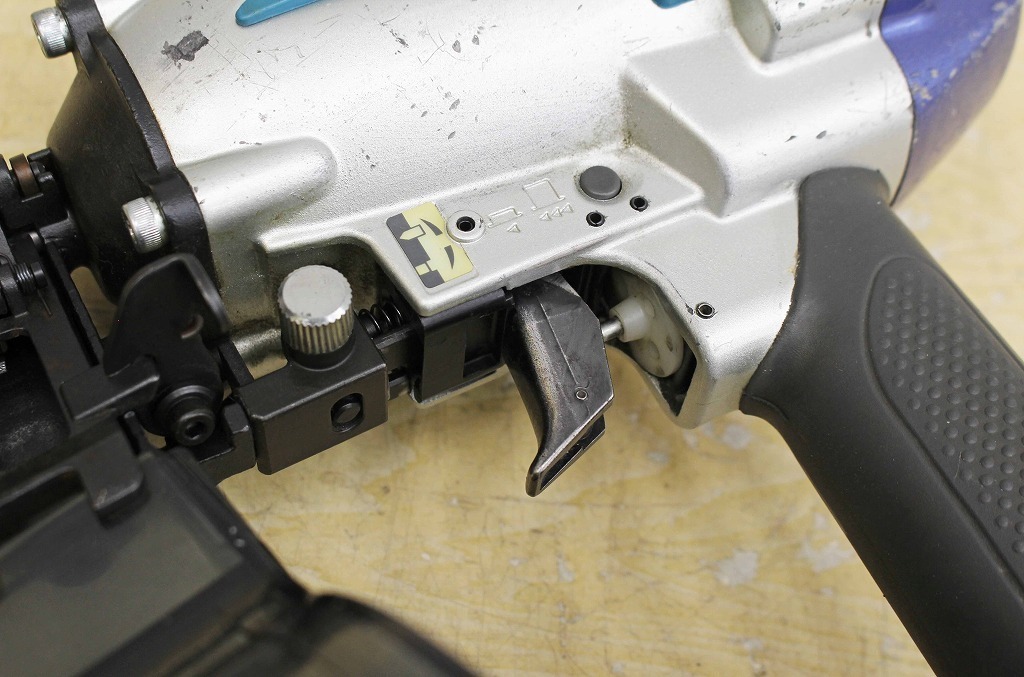 | 株式会社マキタ エア釘打 AN510HS マキタ 50mm マキタ高圧サイディング釘打ちの通販 サイディング用高圧エア釘打機 エア釘打ち機 サイディング用 (高圧) マキタ(Makita) シート50mm マキタ（makita） AN510HS送料無料 0