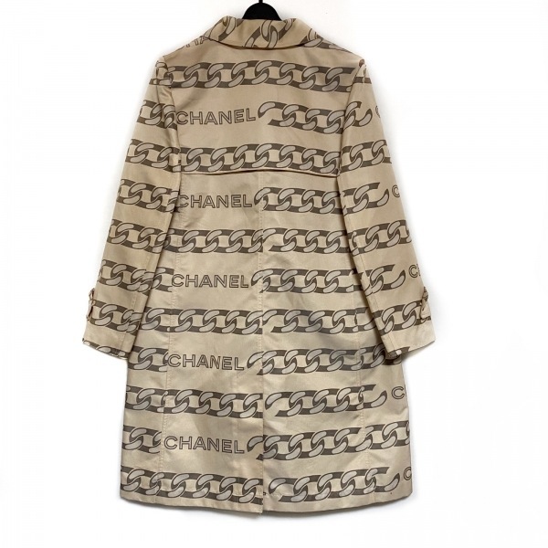 CHANEL 今の季節にピッタリライトグレー コート 38 CHANEL 今の季節にピッタリライトグレー コート 38 CHANEL 今の季節に