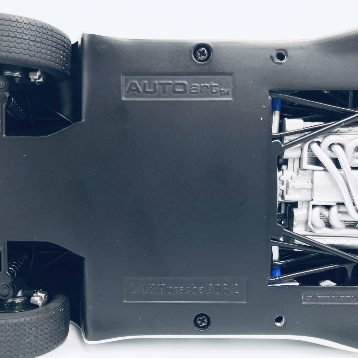 AUTOart Signature オートアート 1/18 1970年型 ポルシェ 908/02