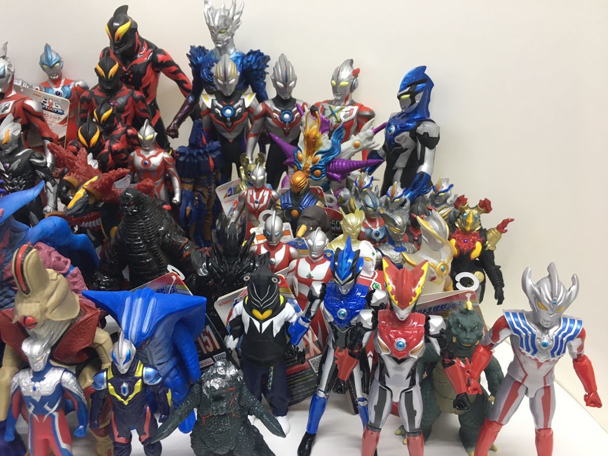 ウルトラ怪獣dx ソフビ 大量セット ウルトラマンベリアル マガタノオロチ キメラべロス ギャラクトロン他 その他 売買されたオークション情報 Yahooの商品情報をアーカイブ公開 オークファン Aucfan Com