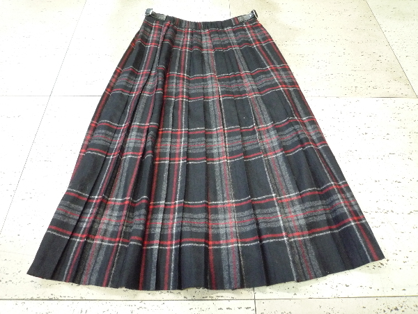 新品 展示品☆オニールオブダブリン O'NEIL OF DUBLIN☆ミモレ丈～ キルトスカート 巻きスカート ラップスカート☆３８ 