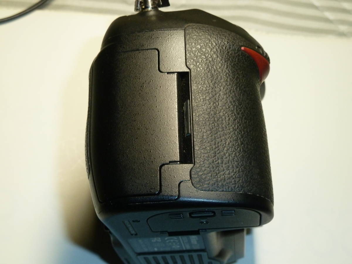 NiKon D-200 電池 充電器 CF付き