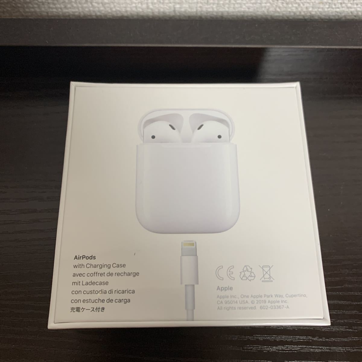 新品 未開封 Apple AirPods with Charging Case 第2世代 MV7N2J/A