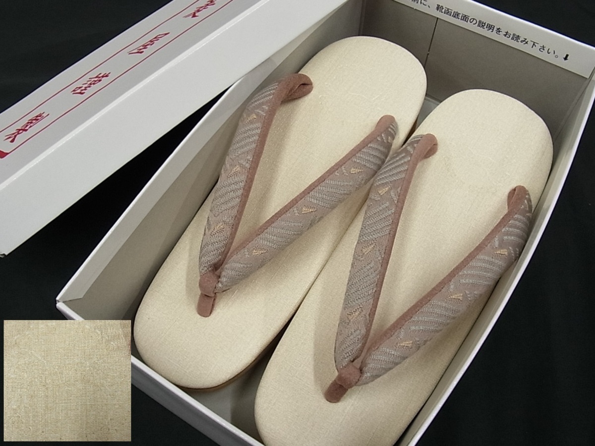 着物屋こころ■菱屋　Calen Blosso　カフェ草履　Lサイズ　逸品　新品　fe413