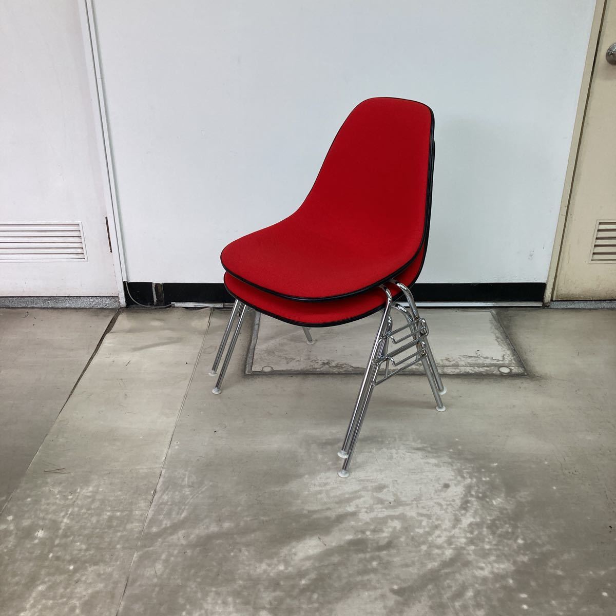 ハーマンミラー Herman Miller イームズ スタッキングチェア 