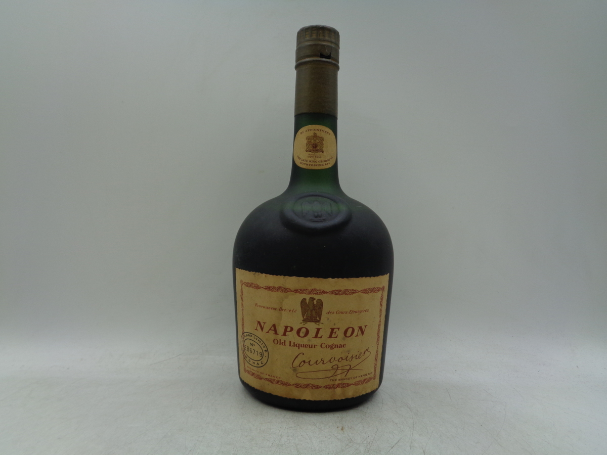 クルボアジェ ナポレオン COURVOISIER NAPOLEON 700ml コニャック
