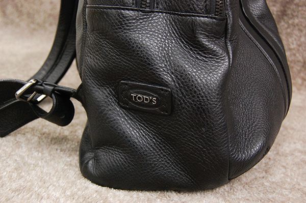 名作!定価25万 美品 イタリア製 トッズ TOD'S 極上の牛シボ革 名作!定価25万 美品 イタリア製 トッズ TOD'S 極上の牛シボ革