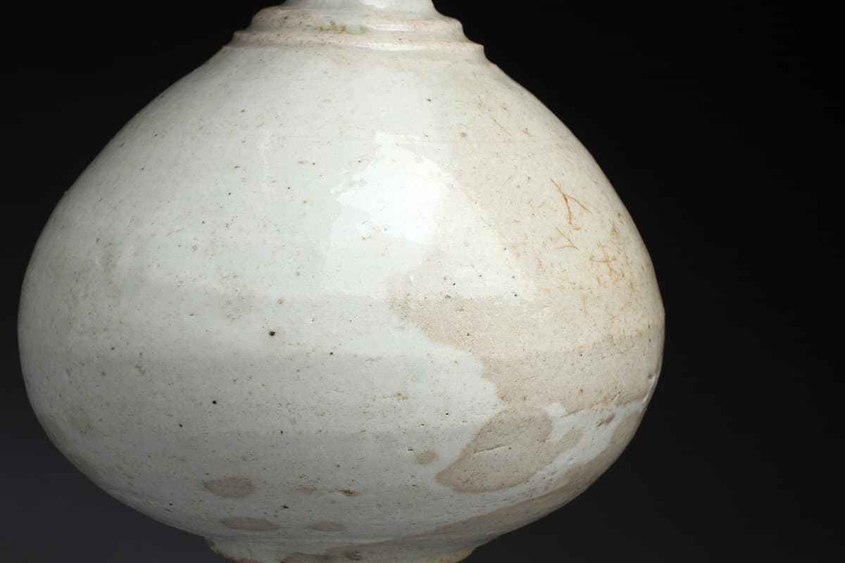 CY570 朝鮮古美術 李朝白磁盤口瓶 高17cm 重447g 木箱