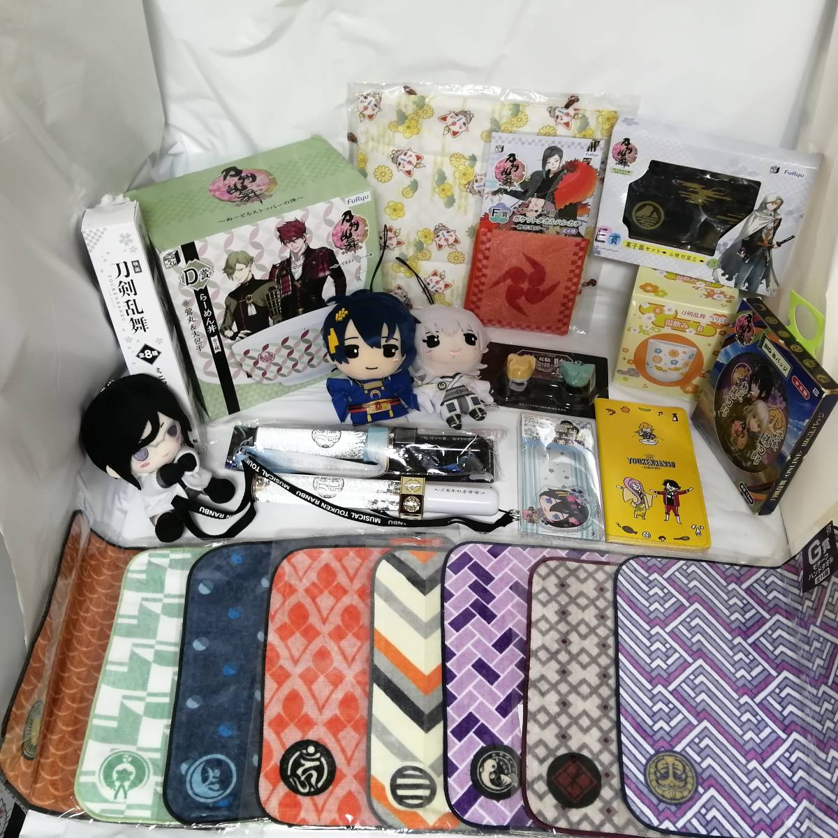 送料込み】01☆刀剣乱舞・とうらぶ・刀ステ・刀ミュ等グッズ大量160 