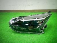 ヤリスクロス 6AA-MXPJ10 左 ヘッド ライト ランプ レンズ 52-325 LED