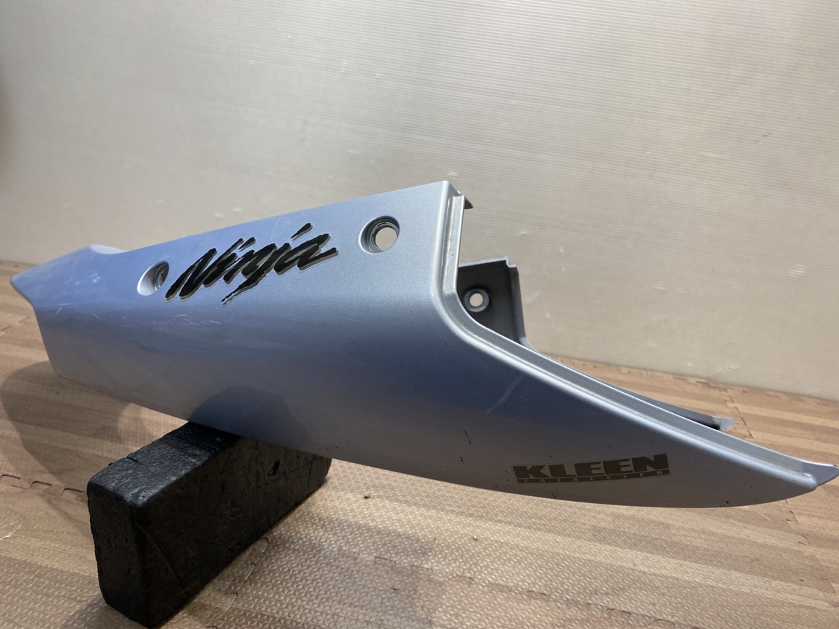 ZX-12R B型 KAWASAKI 純正 テールカウル シートカウル （シルバー