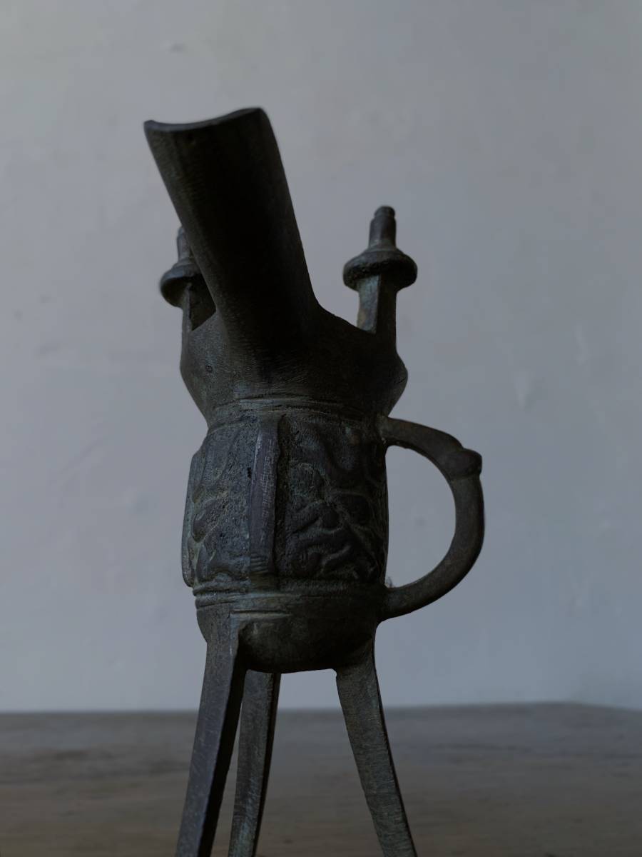 中国古美術　時代物　青銅製　三足爵杯　骨董品 唐物 青銅器 古銅 爵 饕餮文三足爵 獣面紋爵杯 西周