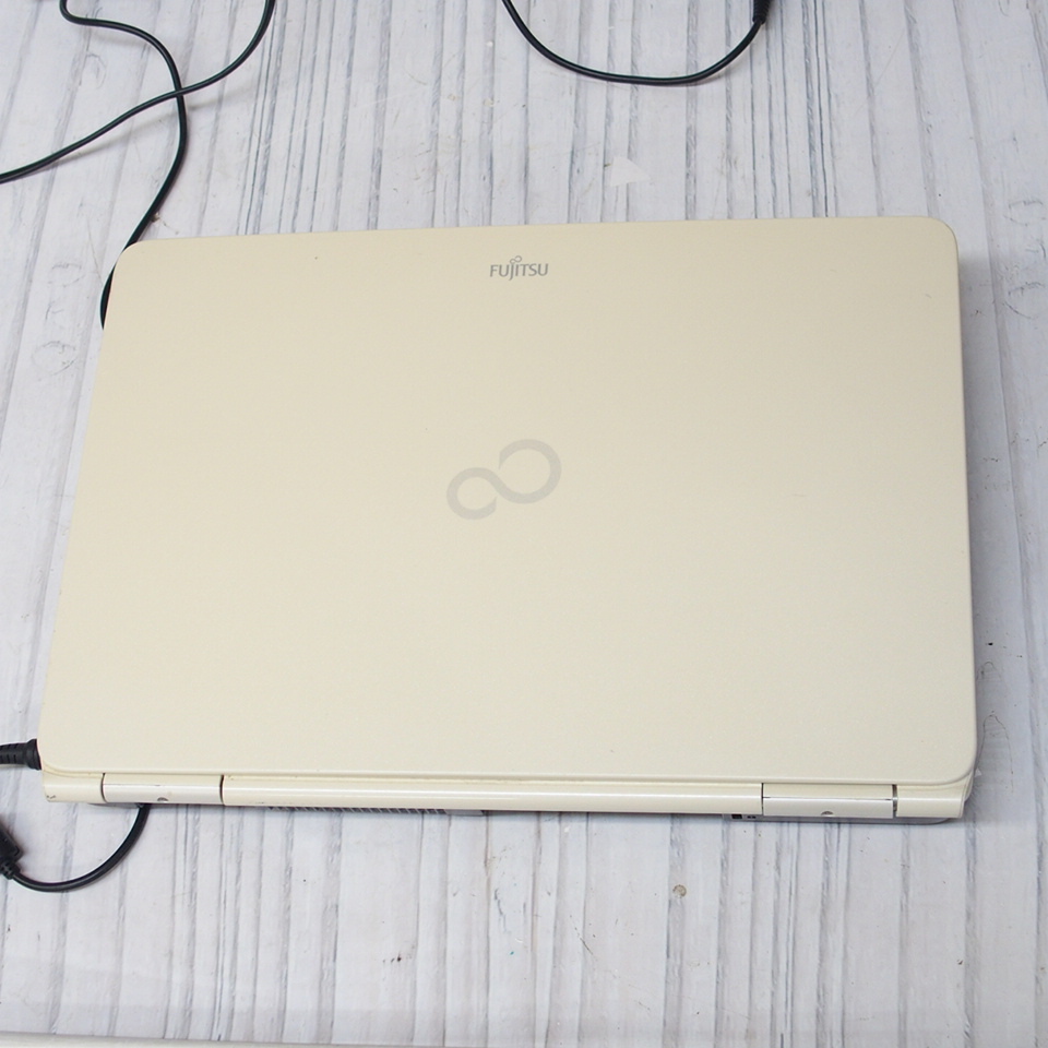 富士通 LIFEBOOK AH55/DC（FMVA55DCC）ノートパソコン 富士通 ライフブック AH55/DC Win7 Core i5 M480 2.67GHz 4GB BD
