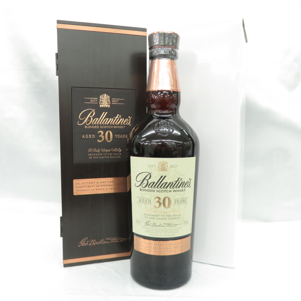 未開栓】Ballantine's バランタイン 30年 ウイスキー 700ml 40％ 木箱