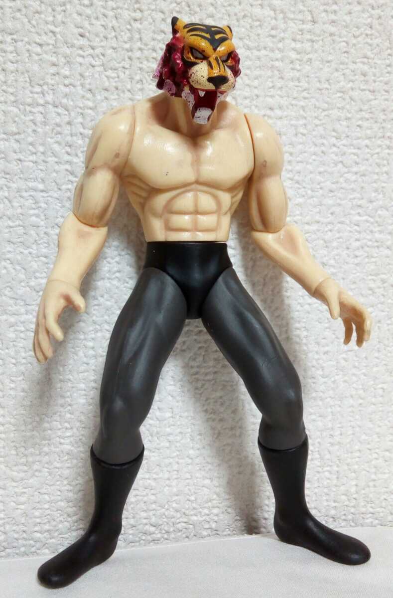 海洋堂　タイガーマスクDX　血しぶき　バイオレンス　アクション　フィギュア Amazon.co.jp: タイガーマスク DX 限定血飛沫ver アクションフィギュア