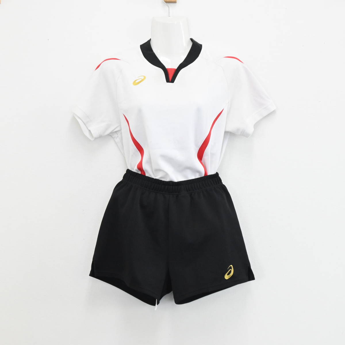  千葉県 八千代中学校/バレーボール部ユニフォーム 女子中学制服 2点(学生服)｜売買されたオークション情報、yahooの商品情報をアーカイブ公開 - オークファン 学生服