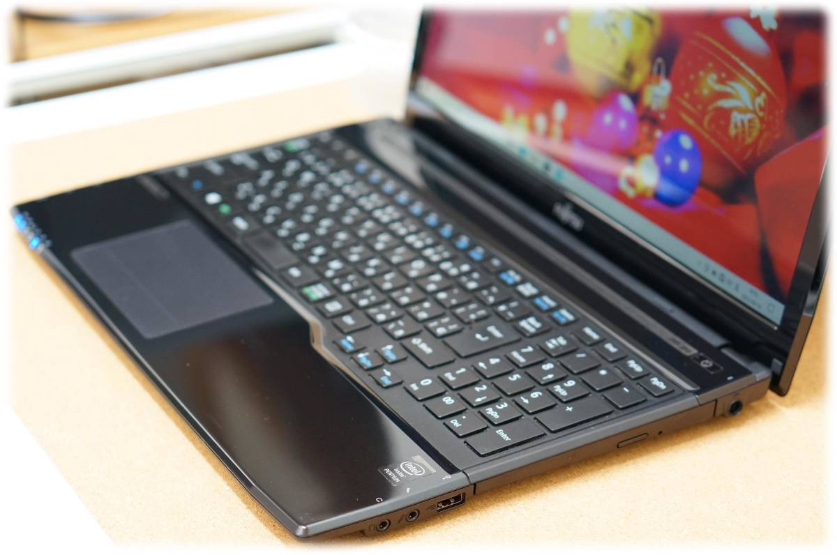 Win10 Core i3 メモリ4GB 大容量750GB Webカメラ Blu-rayドライブ搭載