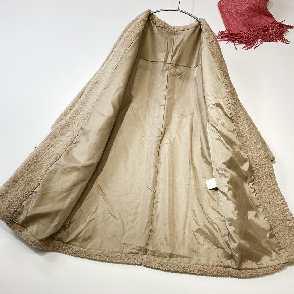 Luz Llena Philter ラズレナ フィルター 冬の主役 ボア ノーカラーコート ロング丈 ベージュ レディース ジャケット アウター Mサイズ Mサイズ 売買されたオークション情報 Yahooの商品情報をアーカイブ公開 オークファン Aucfan Com