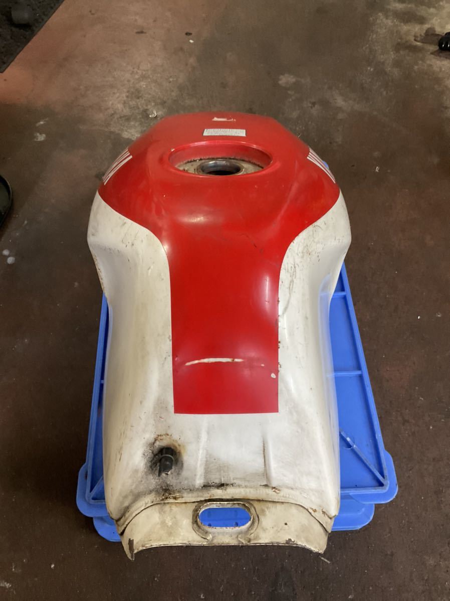 TZR250 2XT? 1KT?ガソリンタンク フューエルタンク 燃料タンク
