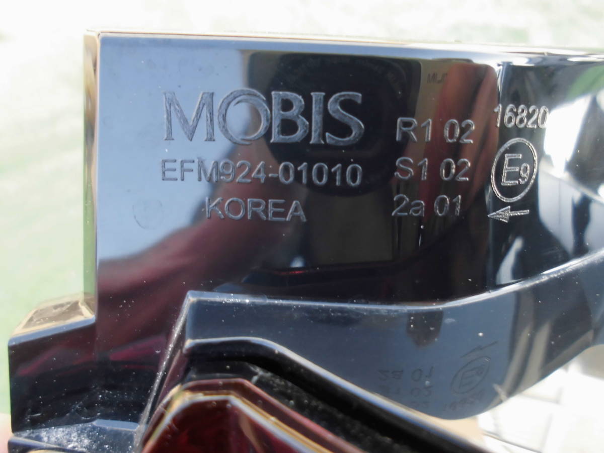 デリカD5 CV1W 左テールランプ後期 MOBIS EFM924-01010 T62762 デリカ