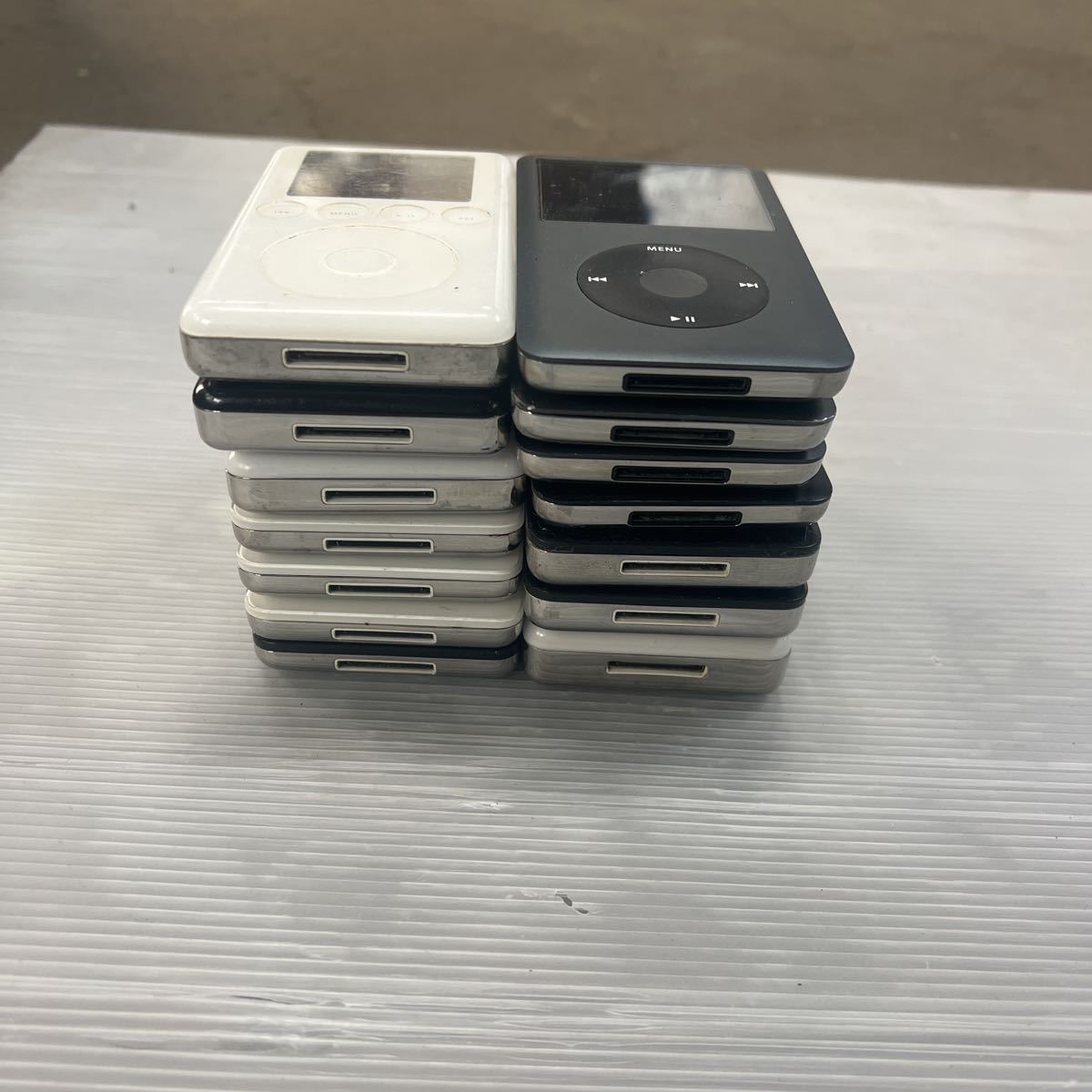 iPod classic 14台まとめ ジャンク iPod Apple ジャンク 商品一覧