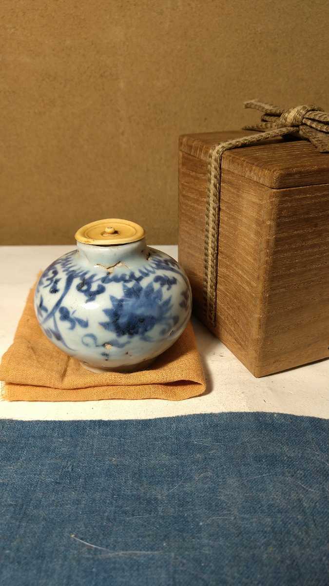 明時代染付獣紋壺古染付唐物中国美術a04304-日本 花唐草文様 大明宣徳