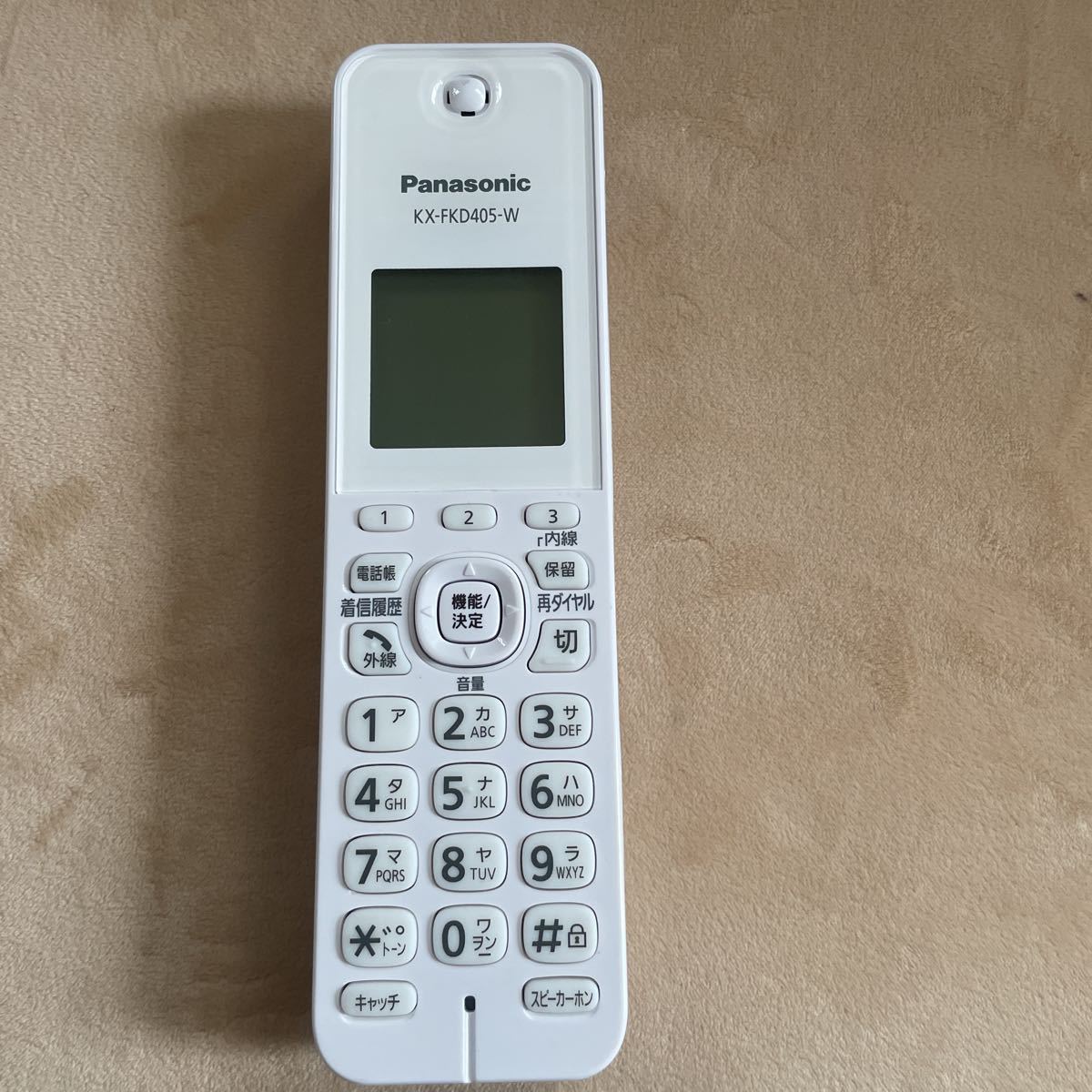 展示品　Panasonic パナソニック コードレス電話機(子機1台付き) ホワイト VE-GD27DL-W パナソニック 展示品 Panasonic : パナソニックコードレス電話機子機1台付きの通販 ‎VE-GZ51DL-N