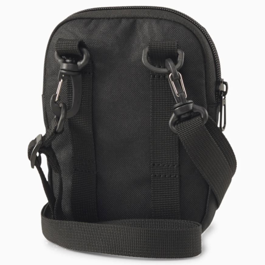 Puma スポーツショルダーバッグ 大好評です