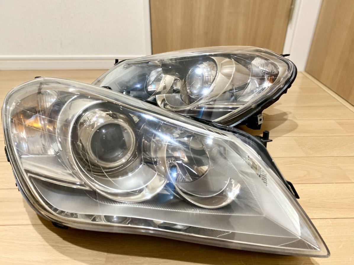 点灯OK 割れ無し スズキ キザシ CBA-RE91S 純正 HID 左右ヘッドライト