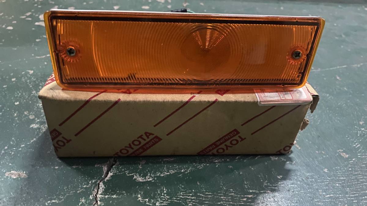 レビン AE86 前期用 ウインカー 左右 フロントウインカー レビン 左右 フロントウインカー AE86 ウインカー 前期 ☆AE86