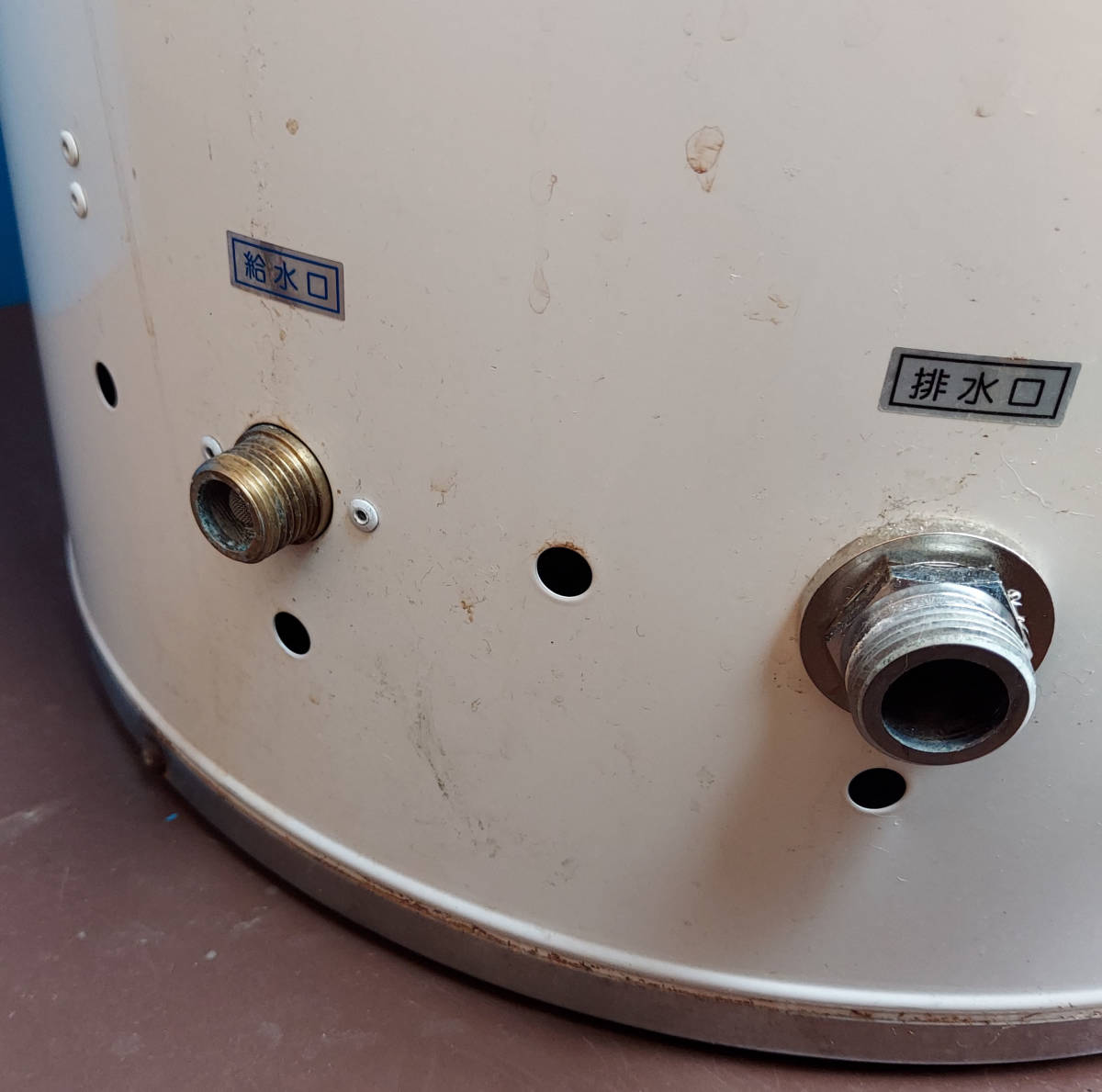 2019年製 イトミック iTOMIC 小型電気温水器 ETC90BJS240B0 給湯器 90L 