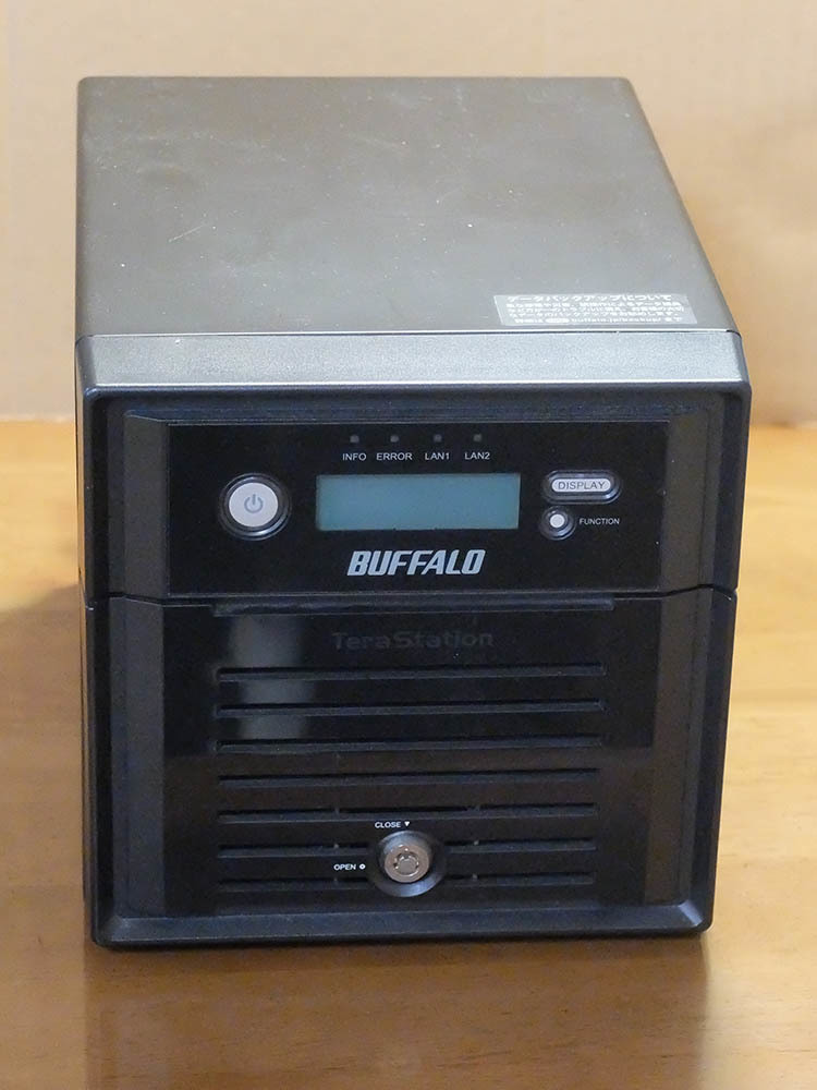 BUFFALO Tera Station TS5200DN0402 4TB(2Tx2)　NAS　動作確認、初期化済み