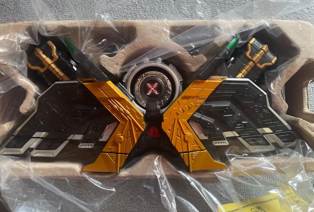 バンダイ 商品・サービスサイト | 変身ガイア鳥 エクストリームメモリ