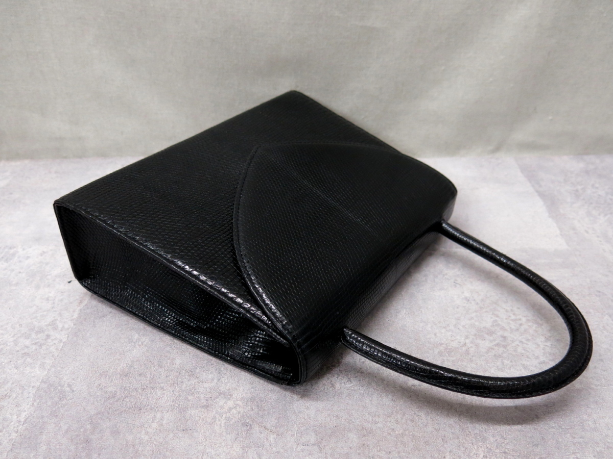 ○超美品○YSL Yves Saint-Laurent イヴ・サンローラン○リザード 本 