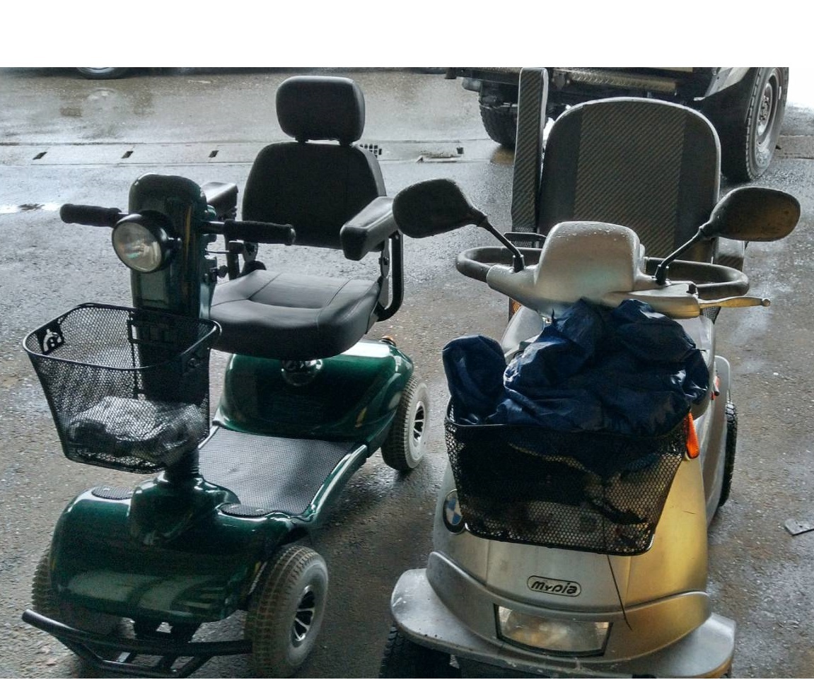 バッテリー 免許不要 公道可 電動車いす セニアカー 新古車 リミッターカット 爆速10km H改も可 電動車 売買されたオークション情報 Yahooの商品情報をアーカイブ公開 オークファン Aucfan Com