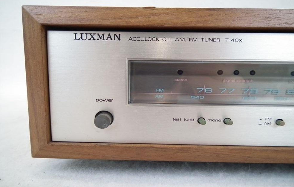 LUXMAN T-40X AM/FMチューナー ☆希少☆LUXMAN ラックスマン T-40X AM／FMチューナー☆通電，動作