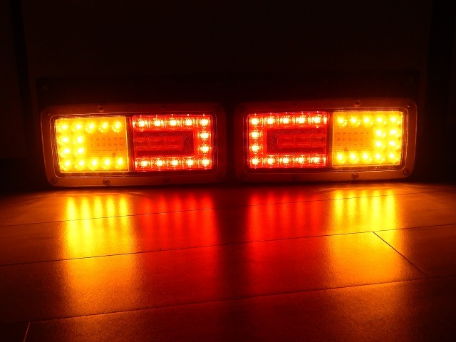 日野 HINO プロフィア純正テール用 シーケンシャルLED流れるウインカー