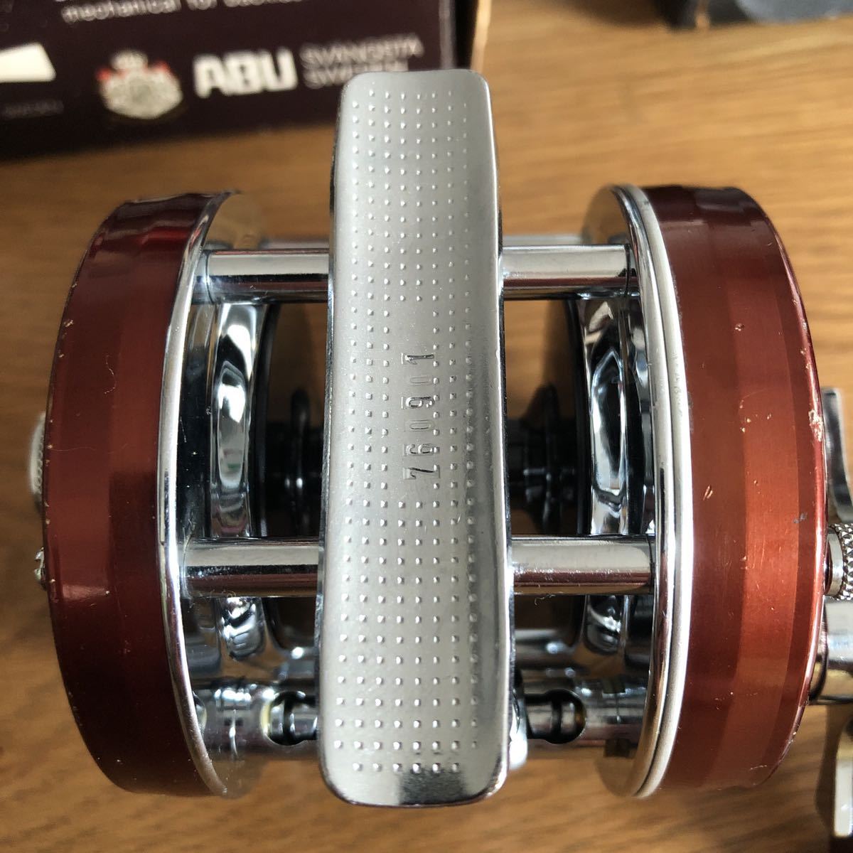 0 - アブガルシア 76年 ブラウン 5500の人気アイテム 美品 ABU