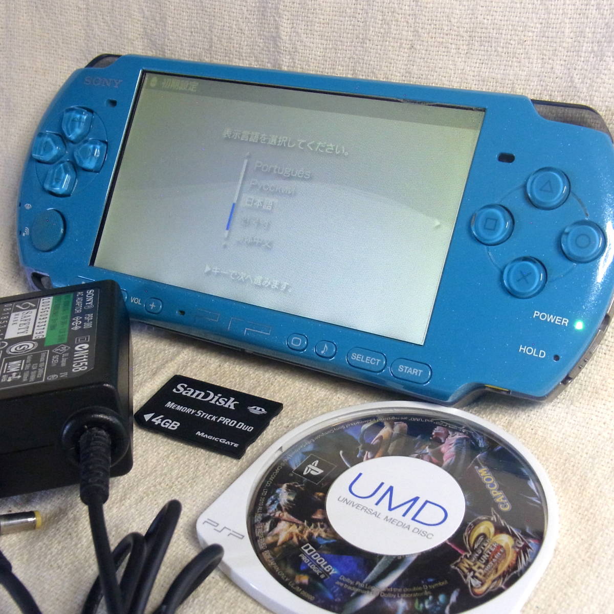 PSP3000 初音ミクモデルとメモリースティック