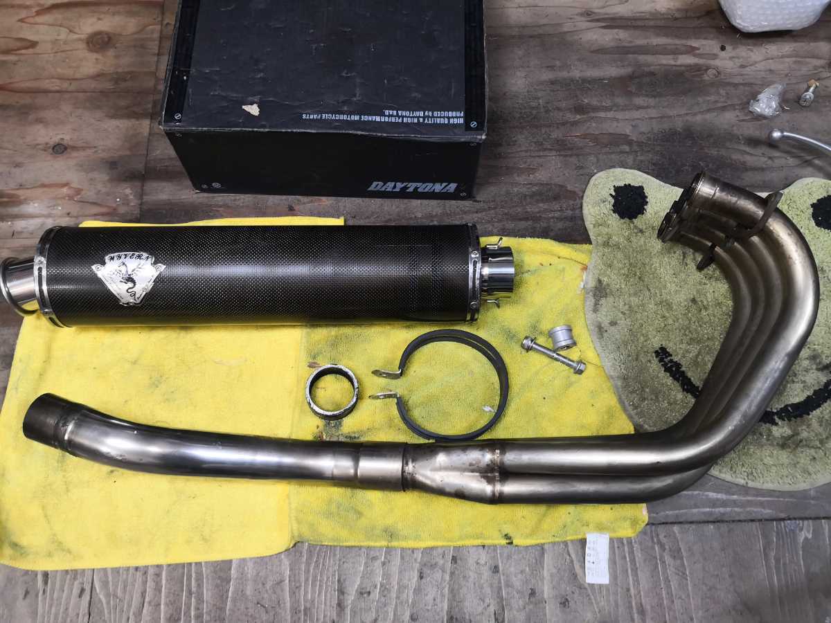 100%新品，大人気 バリオス250 BARIUS250 WR's ダブルアールズ ステンレスエキパイ アールズギア ワイバン カーボンサイレンサーのセット一式 品(マフラー本体（社外）)｜売買されたオークション情報、yahooの カワサキ用