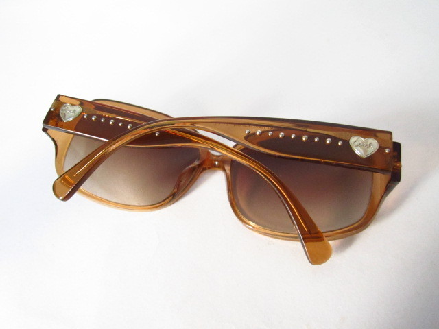 Coach HC8027 L902 5094/13 Scarlett Sand Beige Frame Brown Lens Sunglasses 59mm Coach Women main image 2
