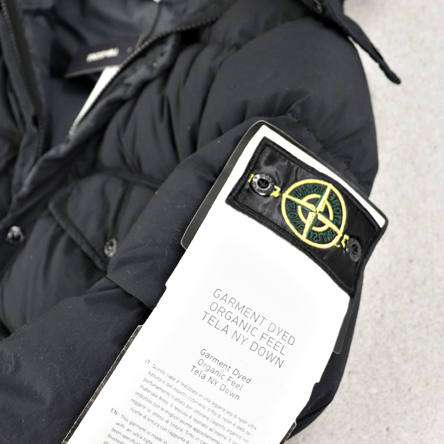 定価￥148,000- 美品 タグ付 ルーマニア製 STONE ISLAND ストーン 