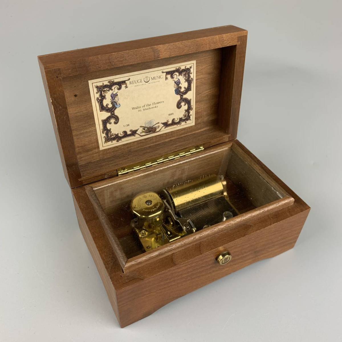 REUGE MUSIC オルゴール 1/36 1885 スイス製 Waltz of Flowers