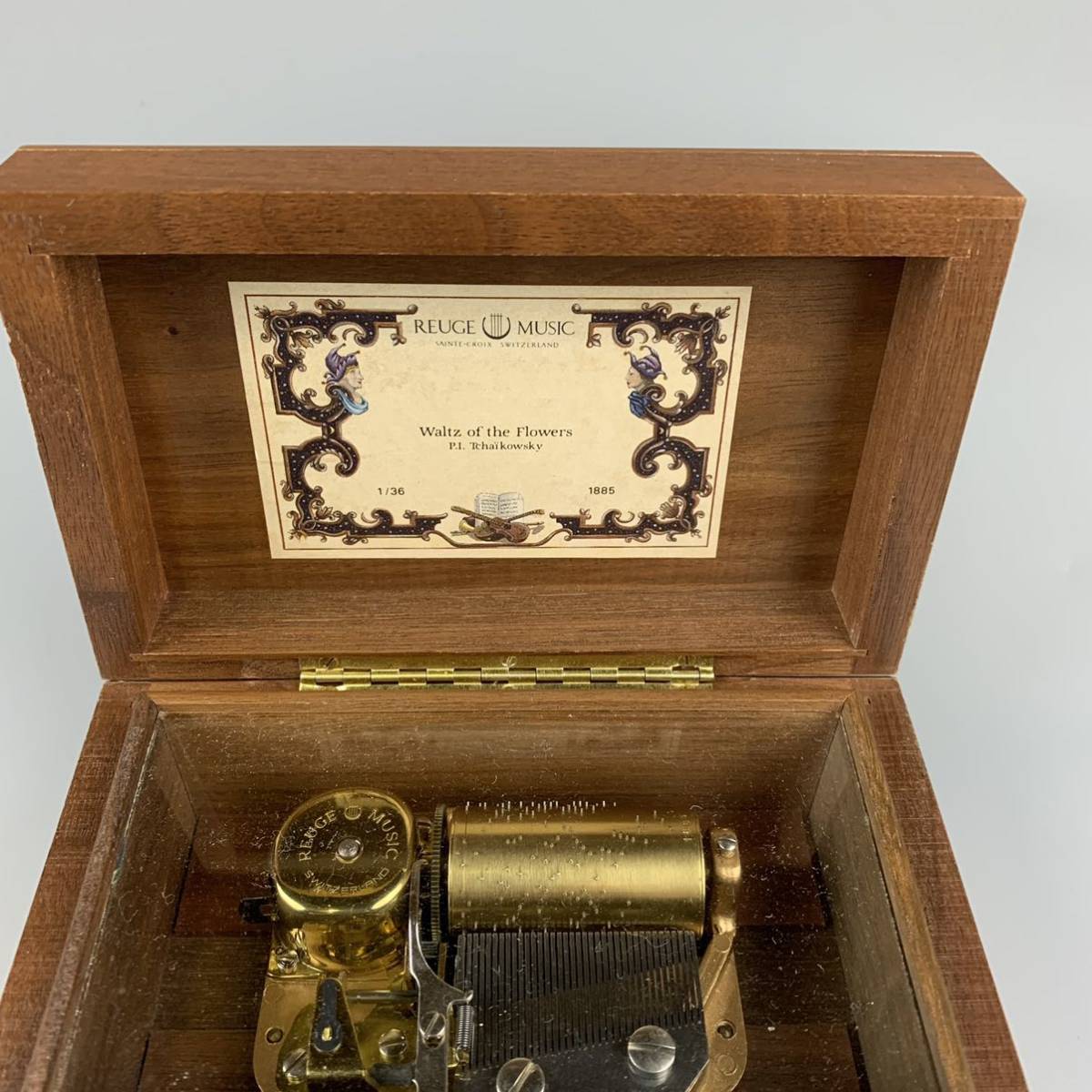 REUGE MUSIC オルゴール 1/36 1885 スイス製 Waltz of Flowers