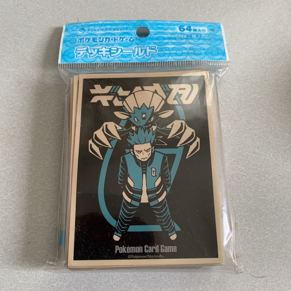 ポケモンカードゲーム デッキシールド ギンガ団 アカギ マニューラ ポケモンカードゲーム 売買されたオークション情報 Yahooの商品情報をアーカイブ公開 オークファン Aucfan Com