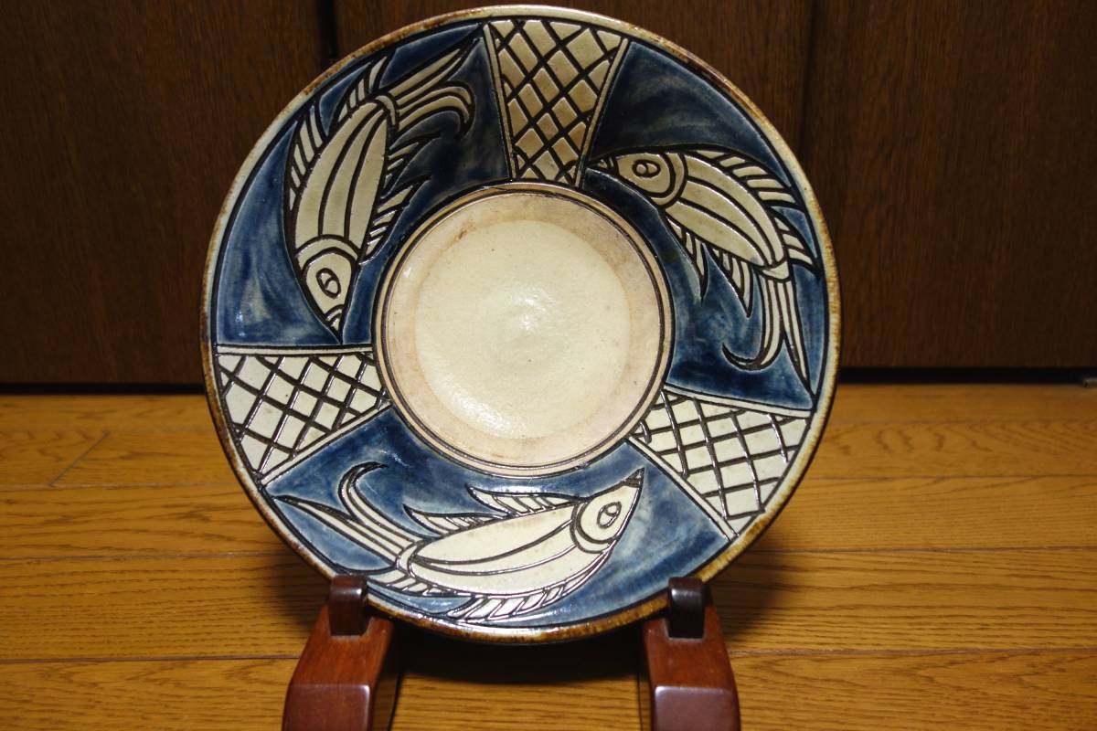 魚紋 沖縄 金城吉彦作 陶器鉢 線彫り魚文 全10柄 壺屋