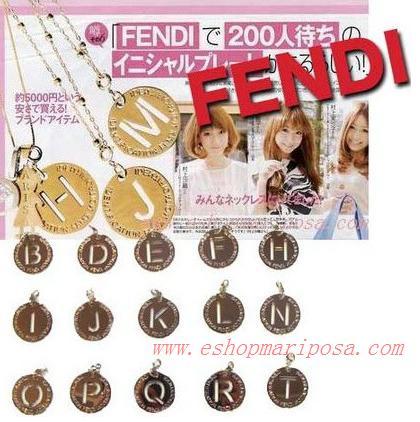 大人気☆ FENDI ☆ フェンディ ☆新品 ペンダントトップ “C 